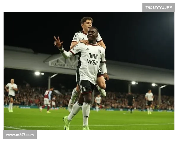 英超新赛季前瞻分析：豪门争冠格局变化与潜力黑马的崛起