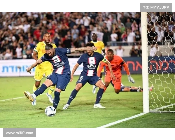 法甲联赛精彩瞬间集锦:明星球员与球队的激情对决与精彩表现 法甲联赛精彩瞬间集锦:明星球员与球队的激情对决与精彩表现