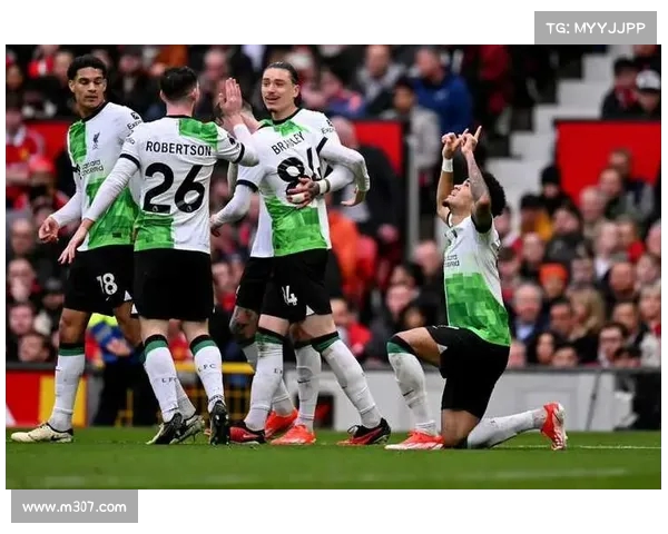 英超激烈竞争持续升温 各队争夺前四名形势愈加复杂 英超激烈竞争持续升温 各队争夺前四名形势愈加复杂
