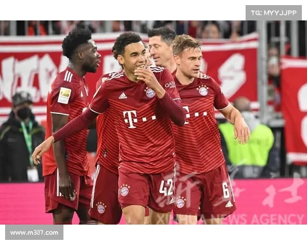 德甲新赛季战况激烈 拜仁慕尼黑与多特蒙德争夺冠军宝座 德甲新赛季战况激烈 拜仁慕尼黑与多特蒙德争夺冠军宝座